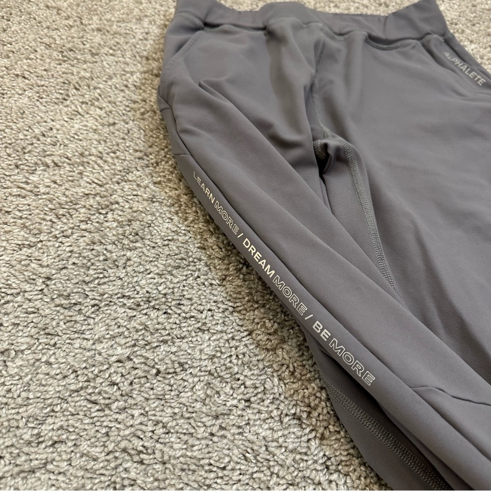 Alphalete Gray Jogger Sweatpants Women's Size S - Picture 3 of 8